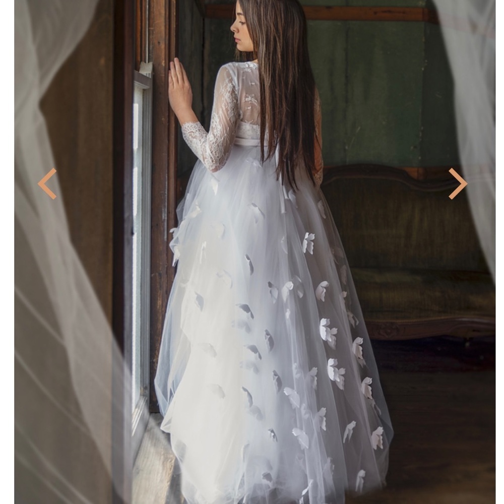 Trish Scully Mariposa Size 4